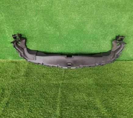 Mercedes-Benz C W205 Intercooler air channel guide A2055051830