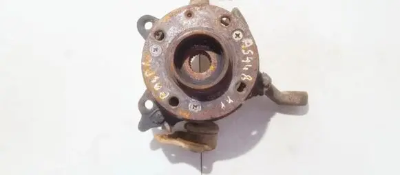 Volkswagen PASSAT B3 Front wheel hub