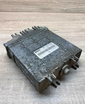 Renault Laguna I Engine control unit/module ECU HOM7700105952 0281001766 7700114354