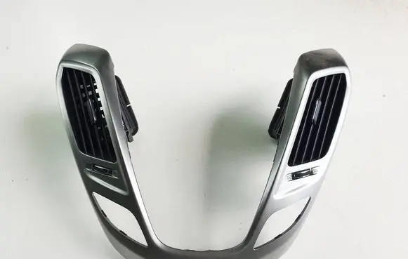 Hyundai Veloster Dashboard air vent grill cover trim 