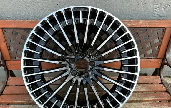 Mercedes-Benz EQC R21 alloy rim 