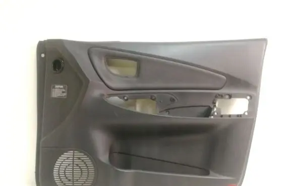 Hyundai Tucson JM Front door card panel trim