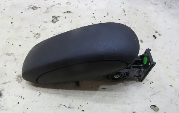 Mini Cooper Countryman R60 Armrest