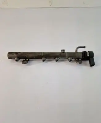 Mercedes-Benz R W251 Fuel main line pipe A6420700495