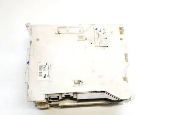 Lexus GS 300 350 430 450H Fuse box set 509050789
