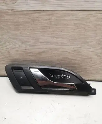 Skoda Superb B5 (3U) Front door interior handle 3U0837248