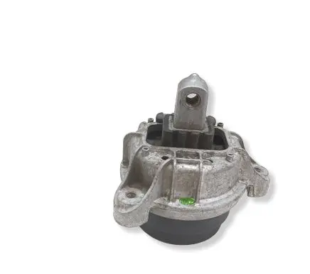 BMW 5 F10 F11 Engine mount bracket 6785602