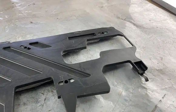 Dashboard lower bottom trim panel
