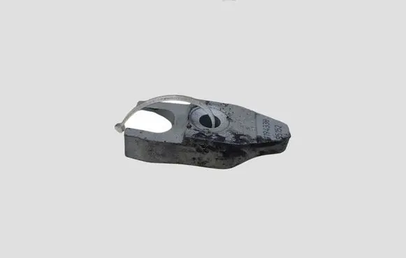 Opel Astra K Fuel Injector clamp holder
