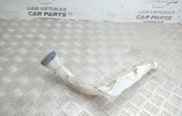 Citroen C3 Window washer liquid tank fill tube 