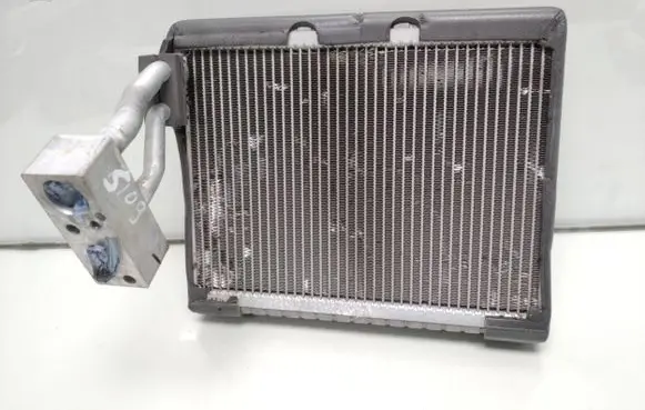 Air conditioning (A/C) radiator (interior)