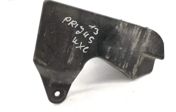 Toyota Prius (XW30) Side skirt rear trim 6563247041