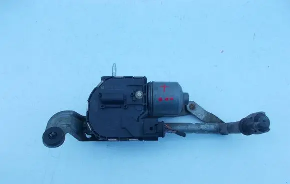 Volkswagen Golf Plus Wiper motor 5M0955119B 5M0955023C