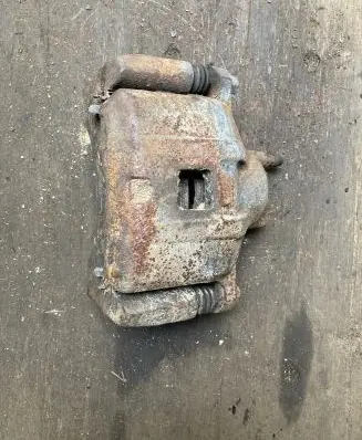 Mitsubishi ASX Front brake caliper