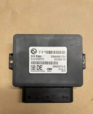 BMW 5 F10 F11 Hand brake control module 6858017 32620276A 0121232072