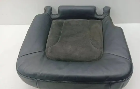 Audi Q7 4L Rear seat 