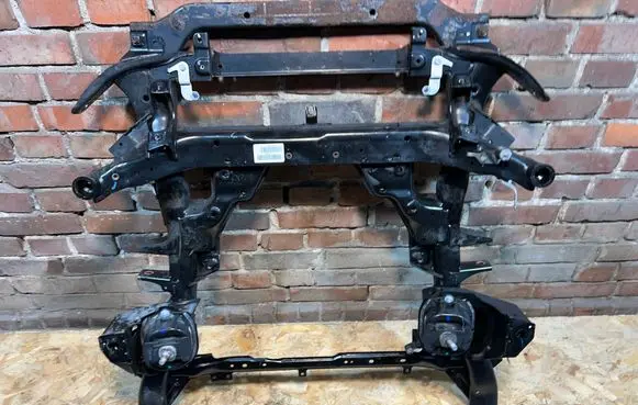 BMW X6 E71 Front subframe 6779358
