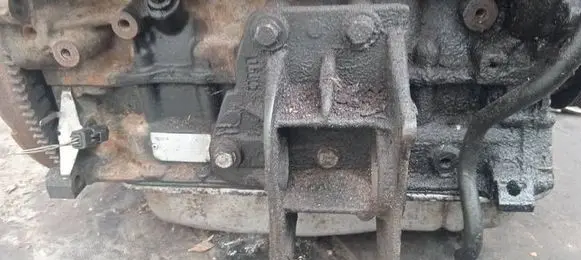 Opel Movano A Engine mounting bracket