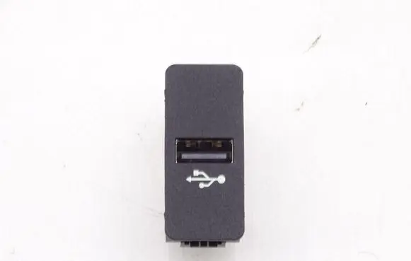 BMW 4 F32 F33 AUX in-socket connector 9230248