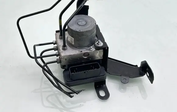 Peugeot Traveller ABS Pump 9820450080