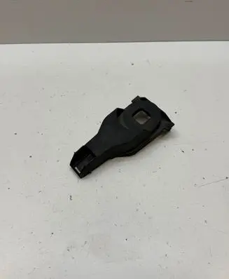 Porsche Macan (95B) Radiator mount bracket 95B121093A