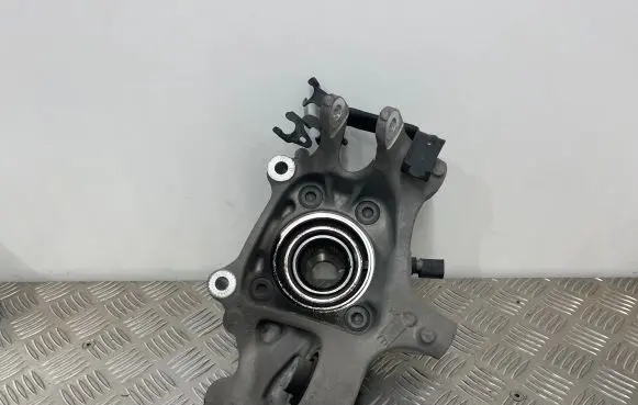 Audi A7 S7 4K8 Rear wheel hub spindle/knuckle 4K0505432C 80A505460B