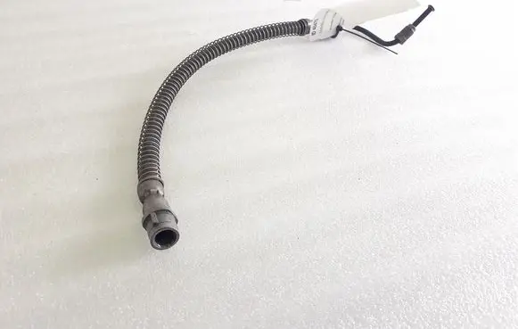 Porsche 718 Cayman 982 982c Brake booster pipe/hose GB16897