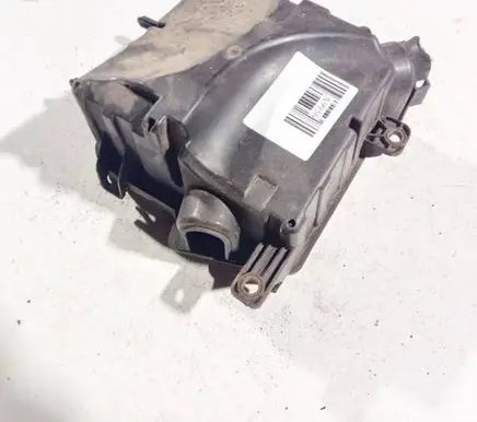 Renault Megane III Fuse box cover 