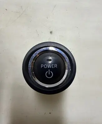 Toyota Prius (NHW20) Engine start stop button switch 15A7101