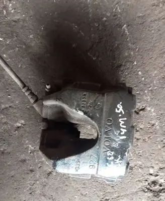 Volvo XC60 Front brake caliper