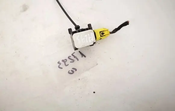 Mercedes-Benz ML W164 Airbag deployment crash/impact sensor 0038202826