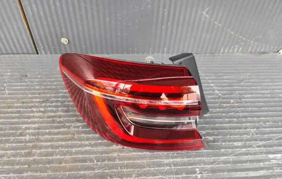 Renault Clio V Rear/tail lights 265551550R