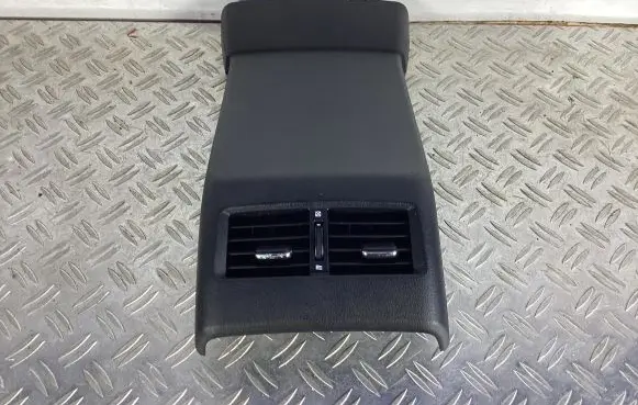 Lexus RX 450H Rear air vent grill 589030E030 589230E040 5886006020