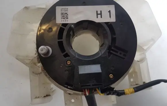 Nissan X-Trail T30 Airbag slip ring squib (SRS ring) 255608H905