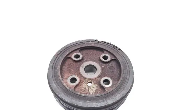 Volvo V70 Crankshaft pulley 30637335