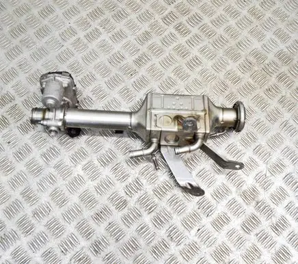 Audi Q8 EGR valve cooler 059131508CP V29070771