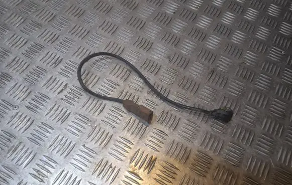 Audi A8 S8 D4 4H Detonation knock sensor 077905377G