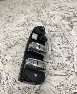 Mini Cooper Countryman R60 Electric window control switch 9354858