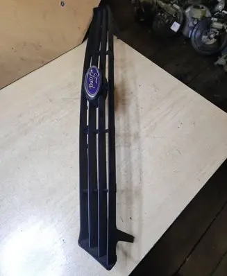 Ford Focus Front grill A31042