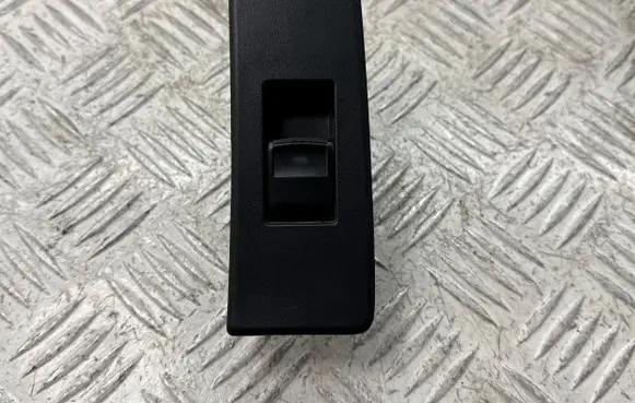 Toyota Verso Electric window control switch 742720F010B0 742720F010