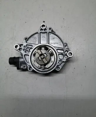 BMW 3 E90 E91 Vacuum pump 7547024 13519310