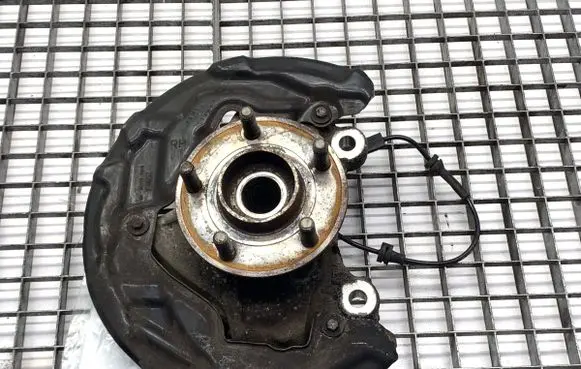 Ford Mondeo MK V Front wheel hub spindle knuckle DG9C3K170A