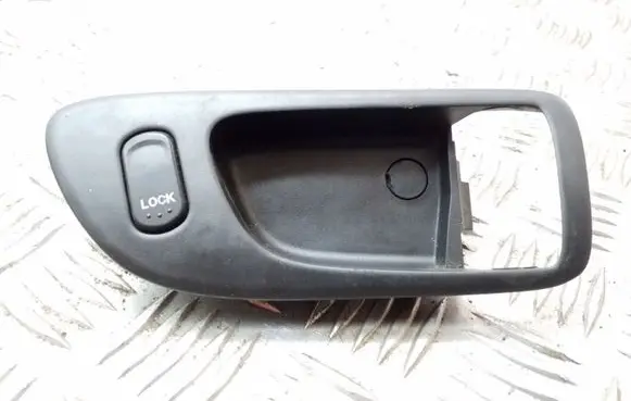 Mazda 3 I Central locking switch button 