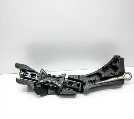 Volvo V60 Tool set 32243490