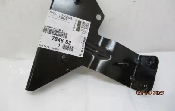 Peugeot Partner Fender mounting bracket 784662