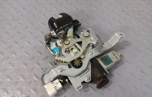 Nissan Murano Z51 Tailgate/trunk/boot lock/catch/latch 905001CA0B 905001CA1B