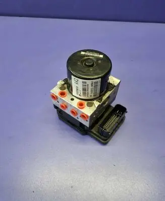 Opel Astra J ABS Pump 13332613 10021204594
