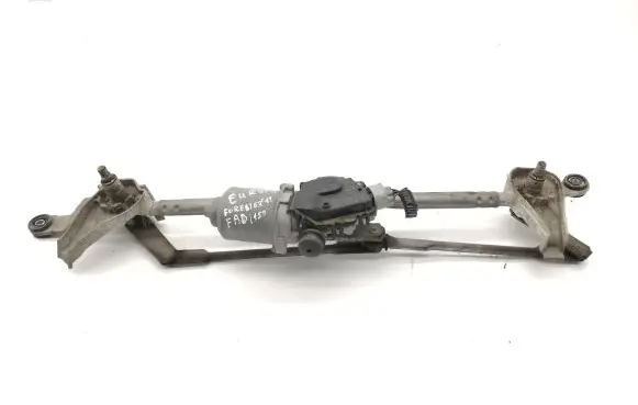 Subaru Forester SH Front wiper linkage and motor 1593001841