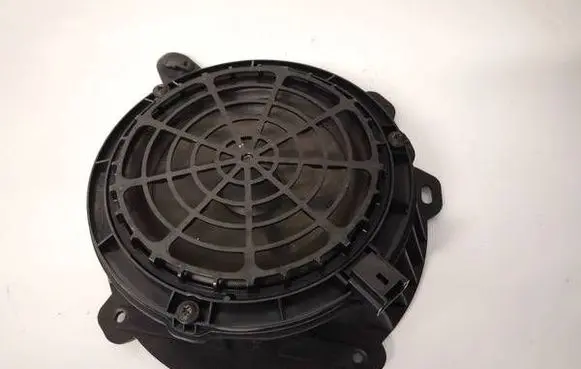 Peugeot 208 I Front door speaker 9818747880