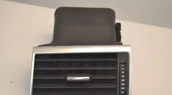 Audi A8 S8 D3 4E Dashboard side air vent grill/cover trim 4E0820901